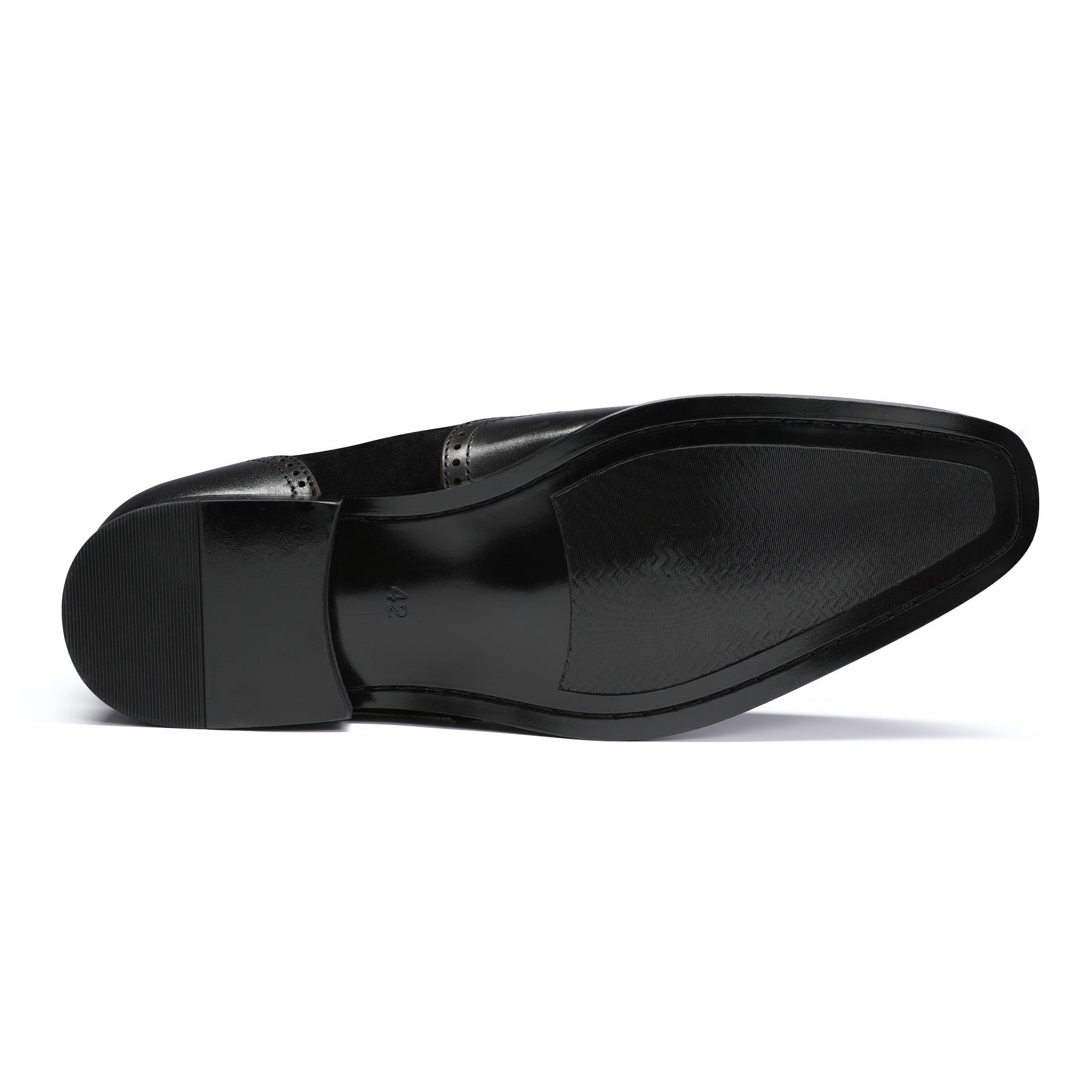 Herrenschuhe mit spitzer Spitze, britischer Business-Brogue, geschnitztes Leder, Schwarz