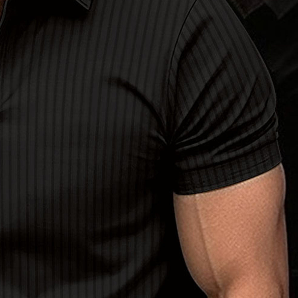 Herren Poloshirt mit Streifenmuster, kurzärmelig, Schwarz